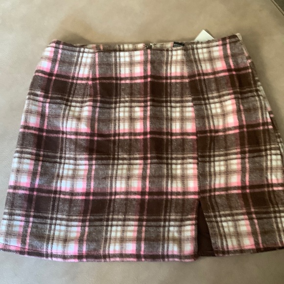 Forever 21 adorable skirt new size med - Picture 1 of 4